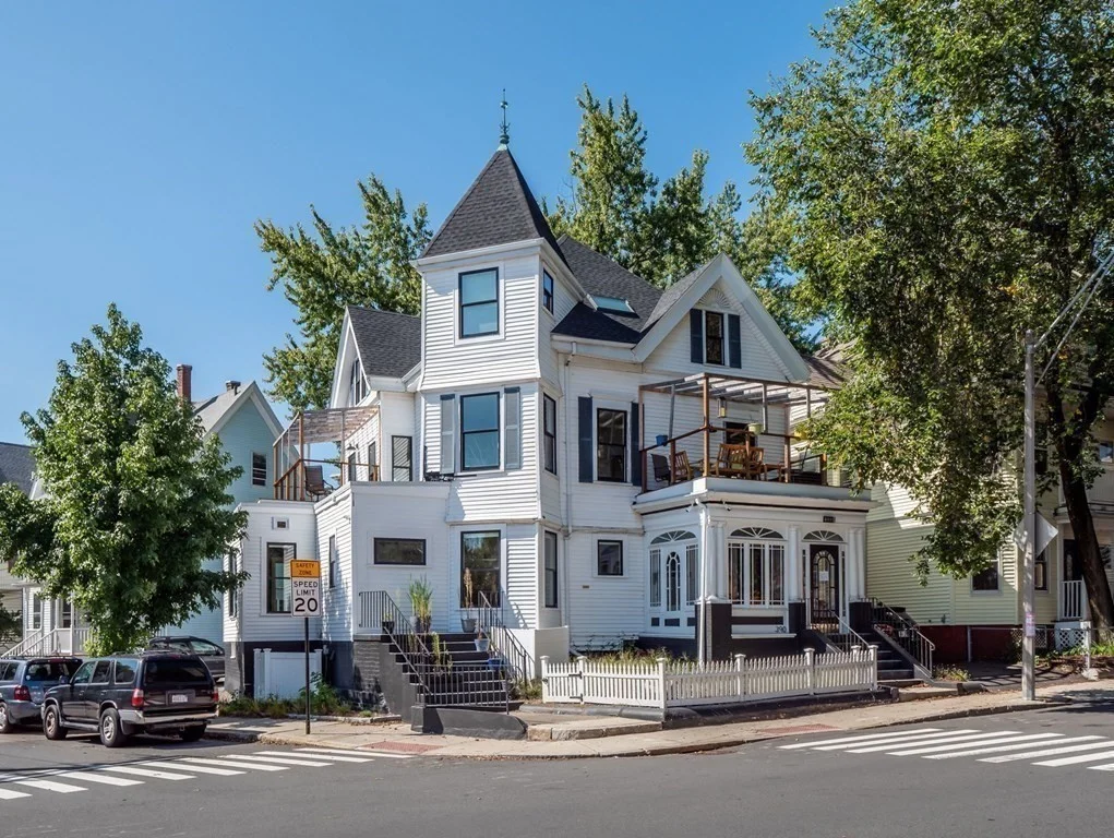 390 Medford St, Winter Hill
