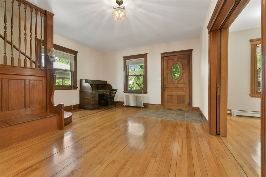 28 Meredith St, West Roxbury