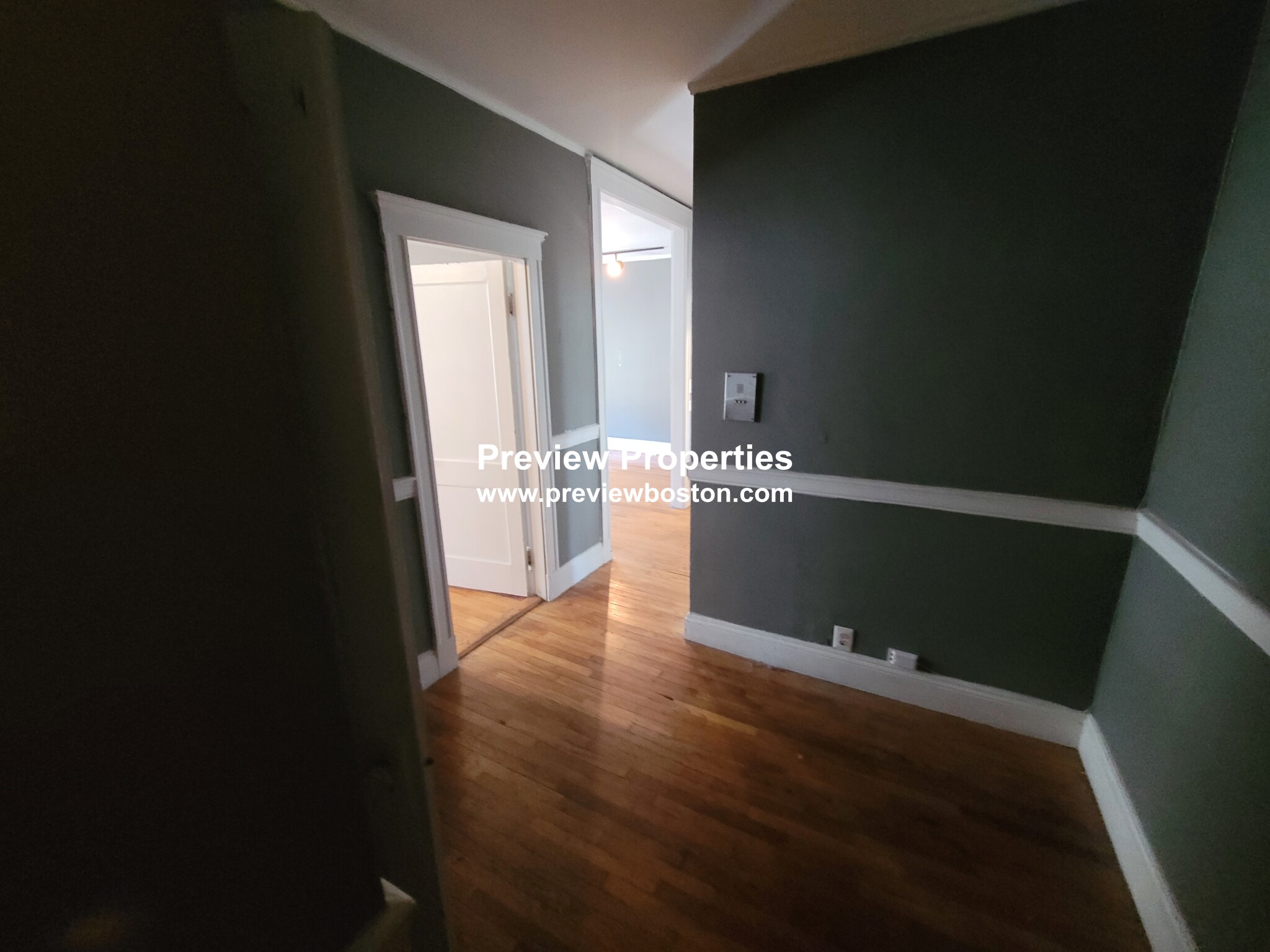 1572 Commonwealth Ave, Brighton