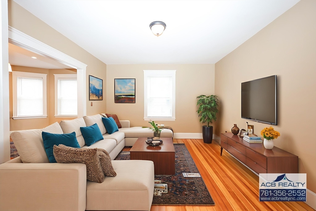 36 Lancaster St, Quincy