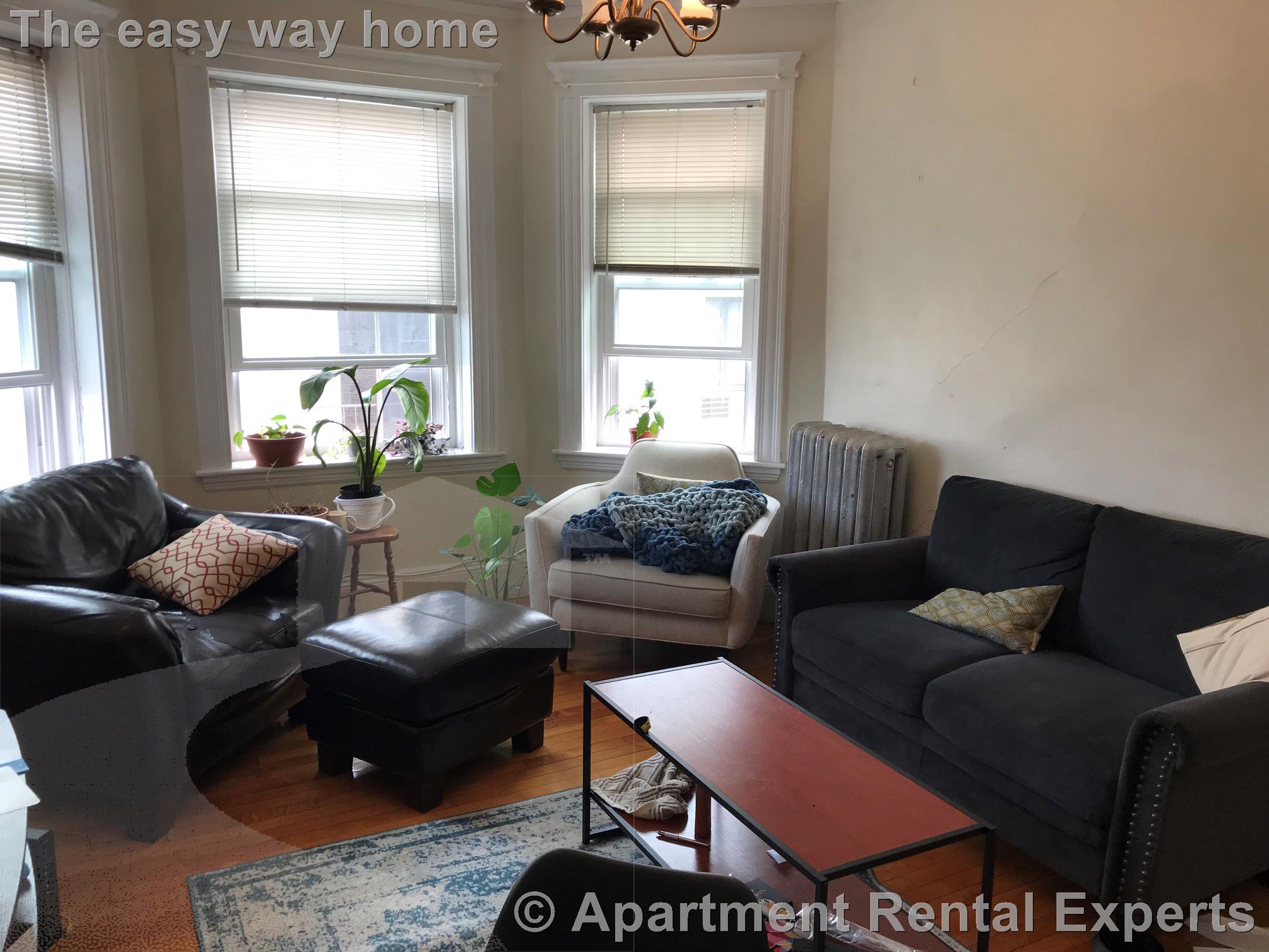 14 Centre St, Central Square