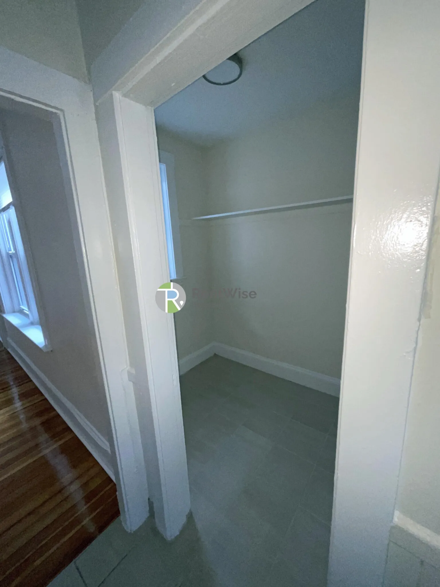 6 Barrows St, Allston