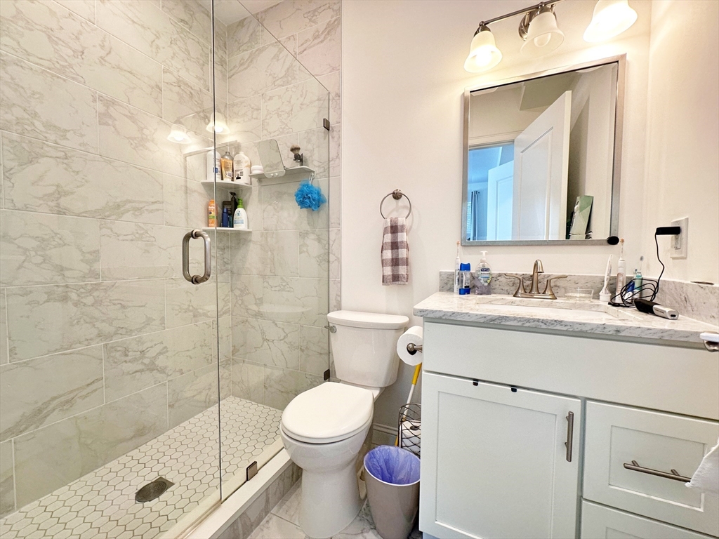 14 Murray Ct, East Boston