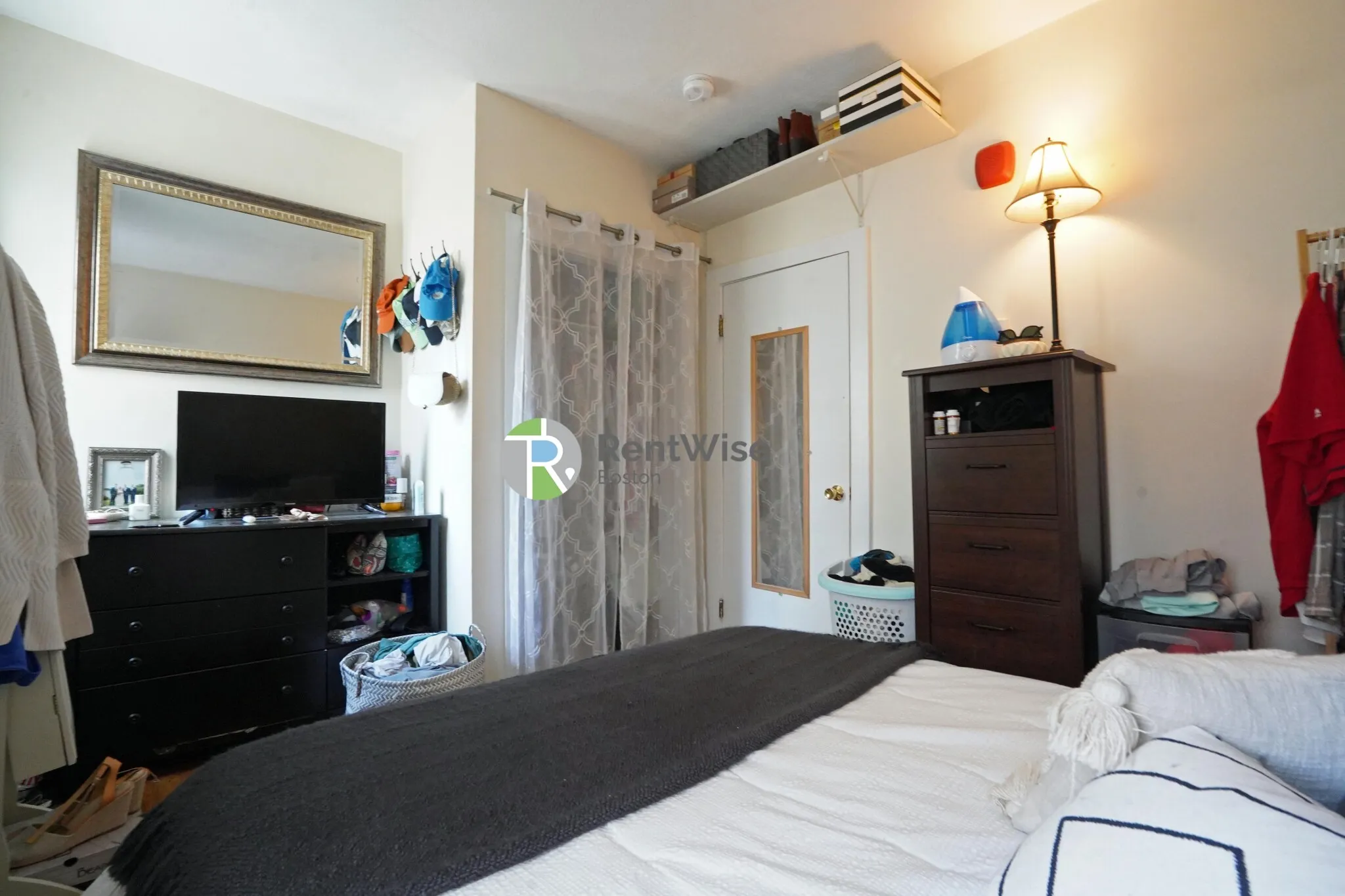 1 Schrepel Pl, South Boston