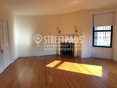 504 Beacon St, Back Bay