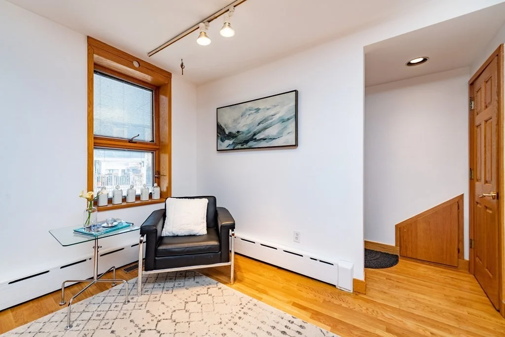 72 Fairmont St, Cambridgeport