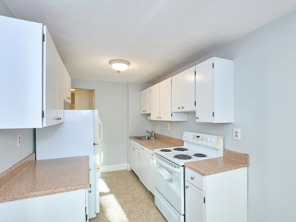 82 Jersey St, Fenway