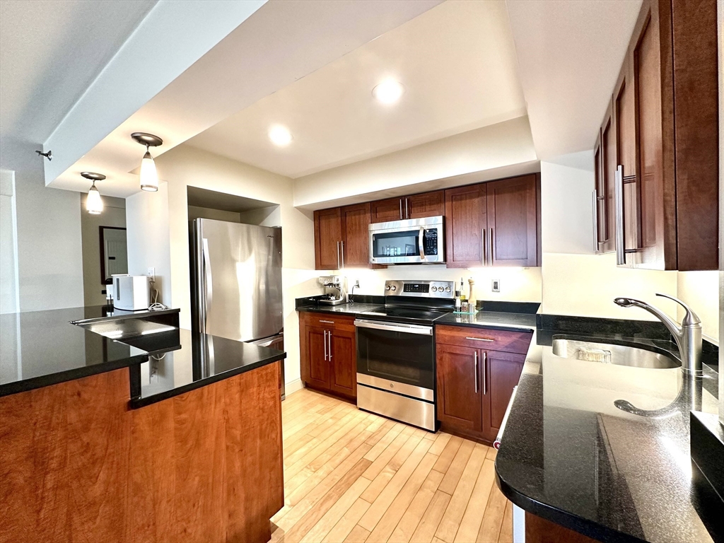 1600 Beacon St, Corey Hill