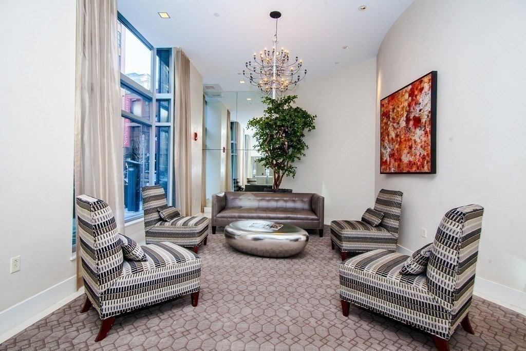 80 Broad St, Waterfront