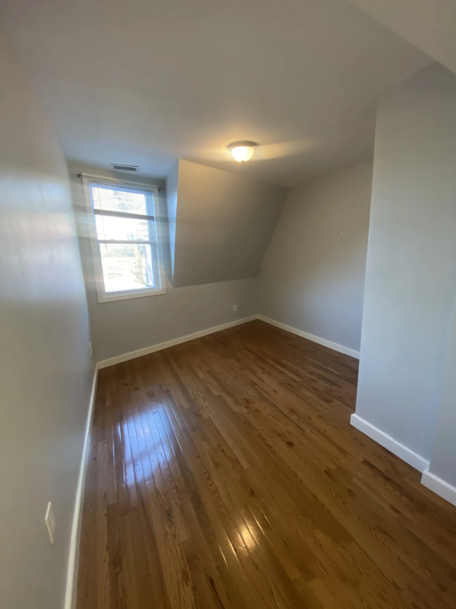 202 Third St, East Cambridge