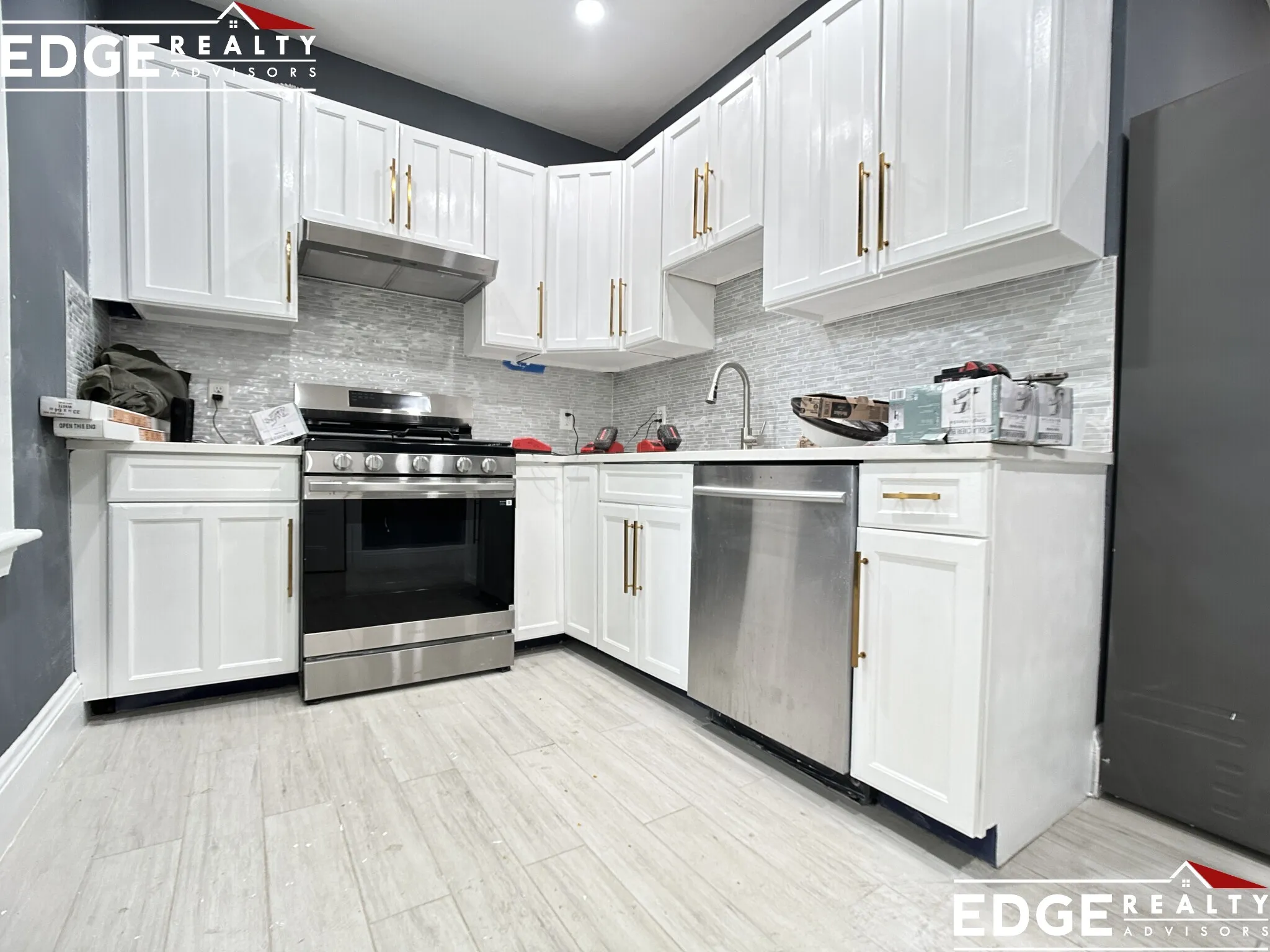 16 Leicester St, Oak Square