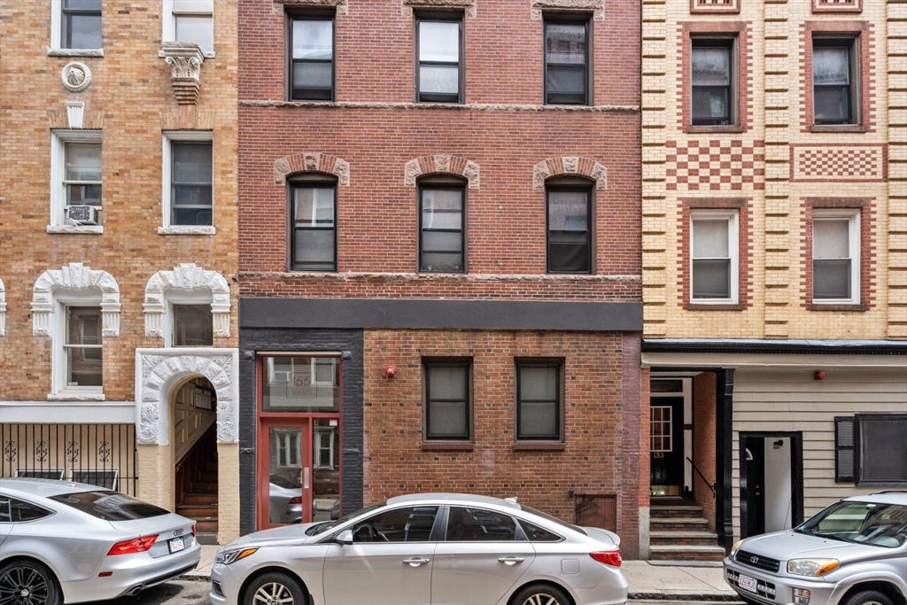 155 Salem St, North End