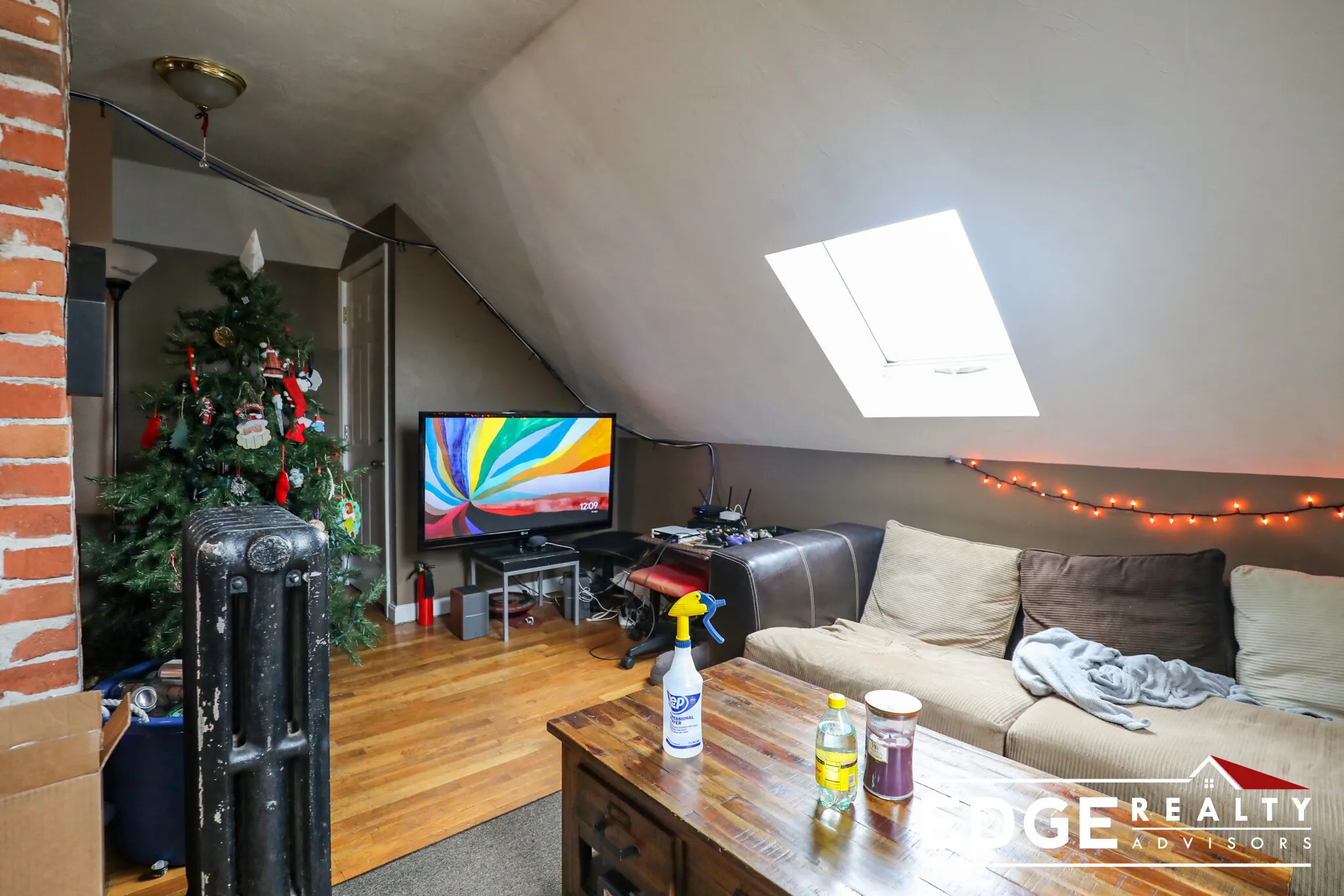 42 Brainerd Rd, Brighton