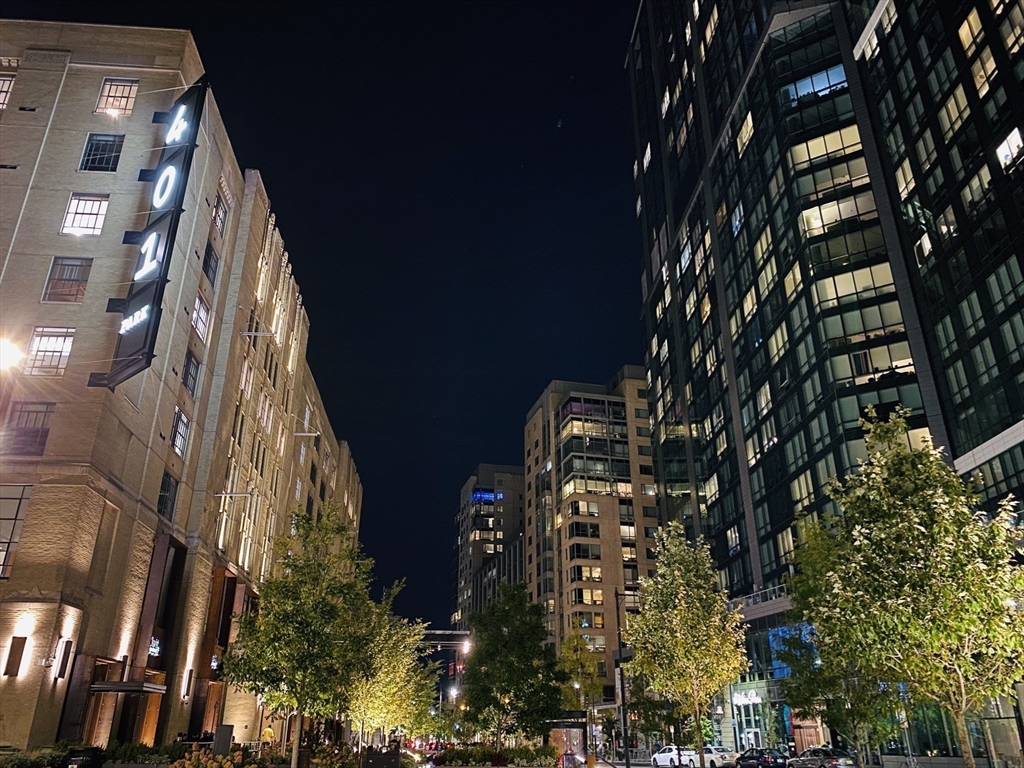 188 Brookline Ave, Fenway