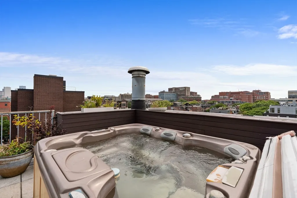 1721 Washington St, South End