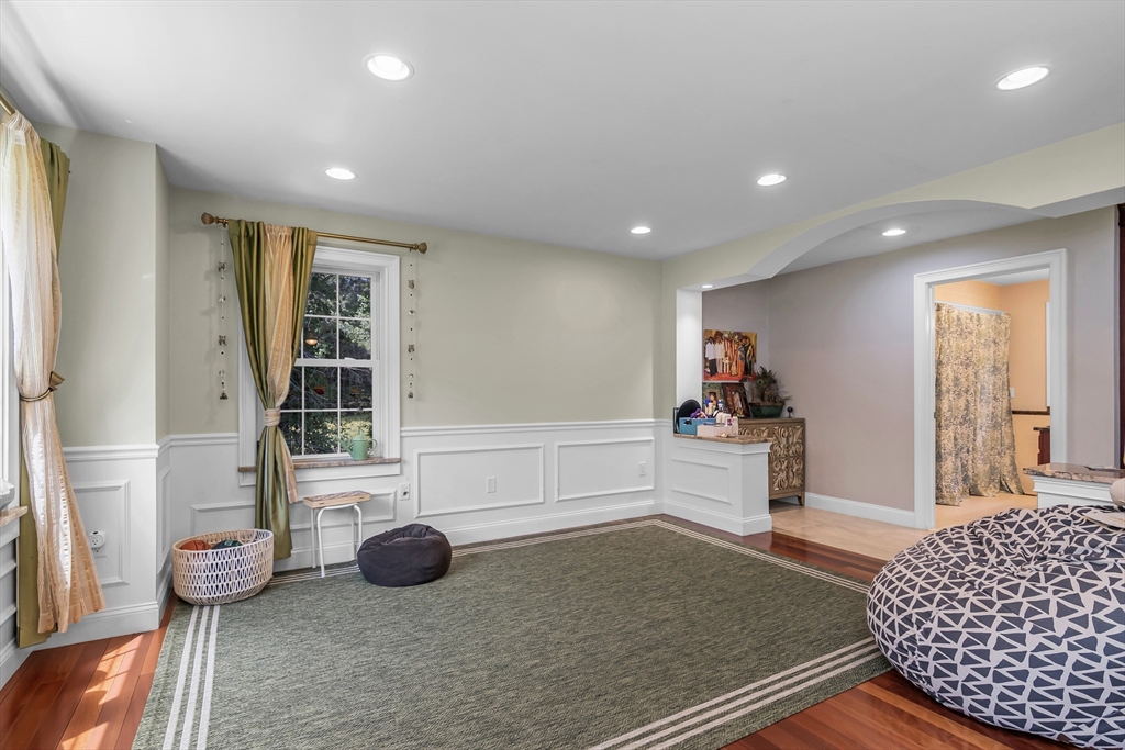 322 Nashua Rd, Billerica