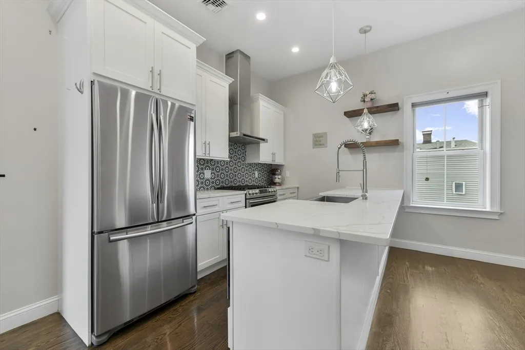 189 Trenton St, East Boston