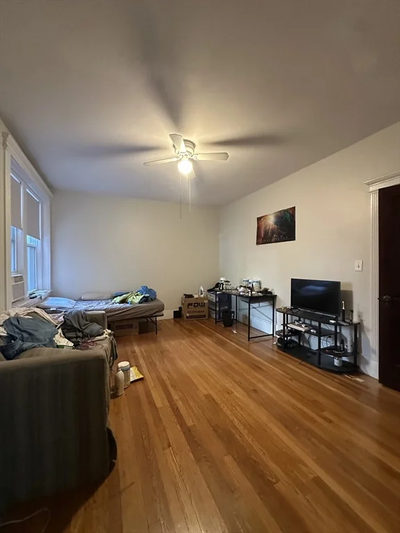 17 Englewood, Salisbury Road - Corey Farm