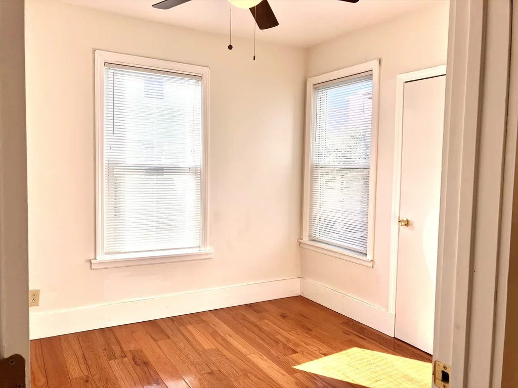 798 Summer St, Lynn