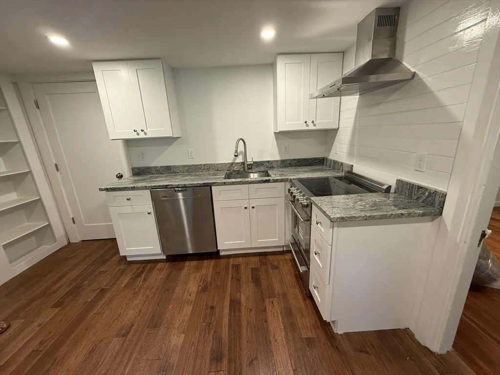 22 Oakland Rd, High Street Hill