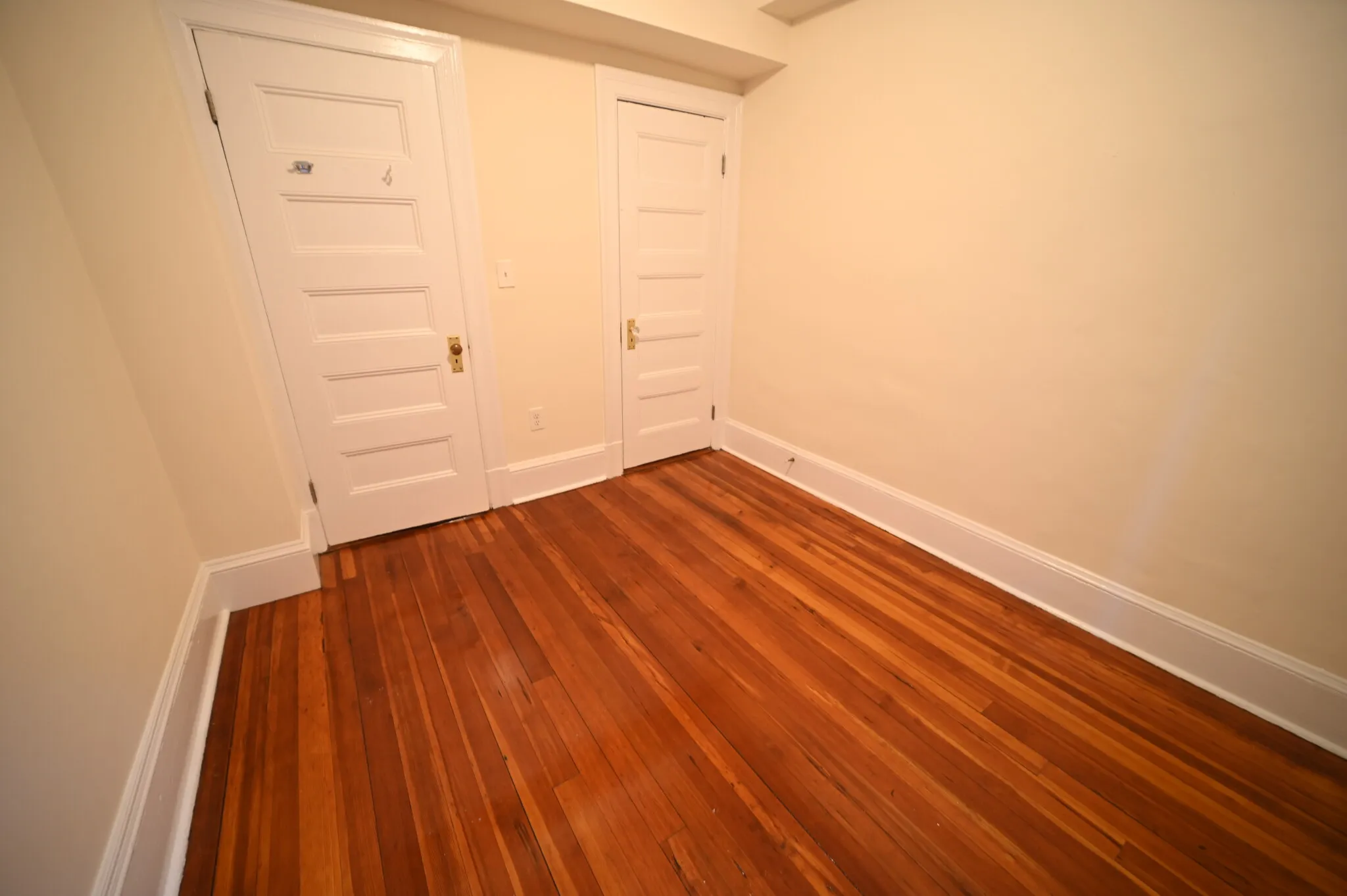 885 Massachusetts Ave, Mid Cambridge