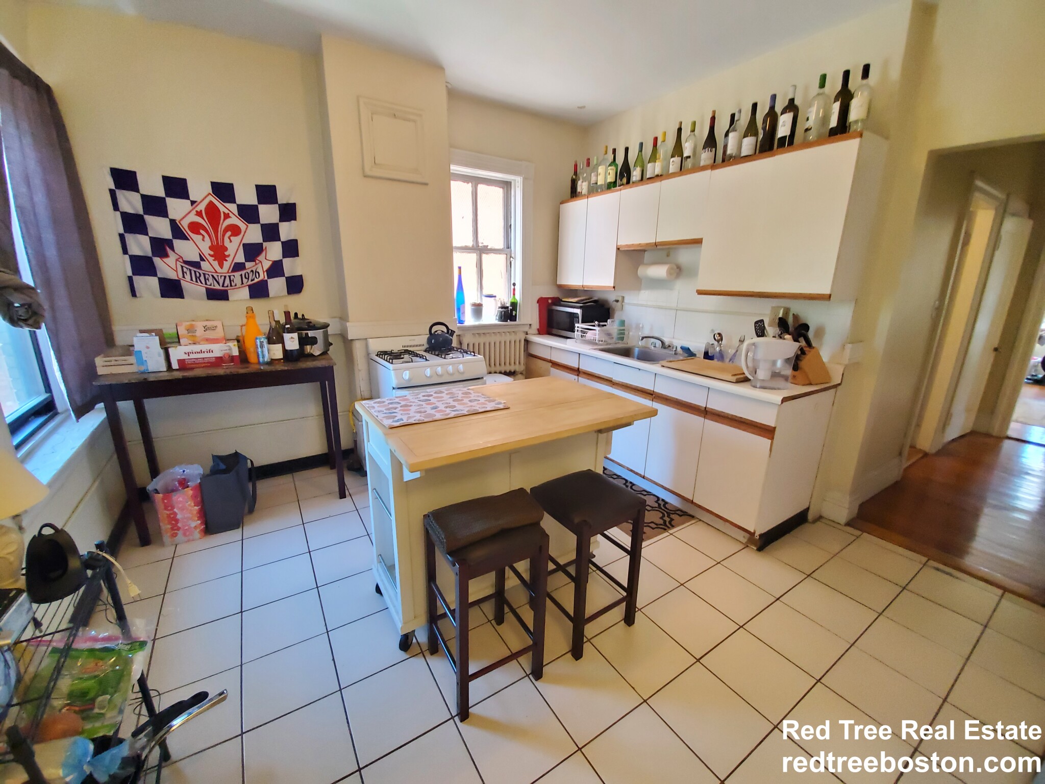 1688 Beacon St, Brookline