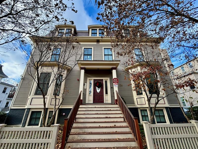 39 Inman St, Mid-Cambridge