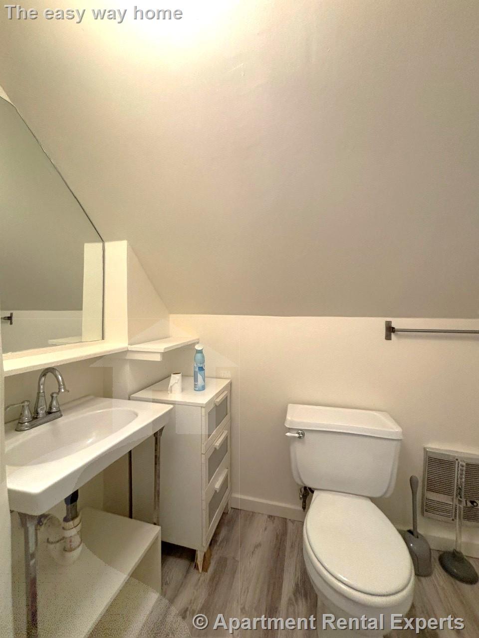 302 Brookline St, Cambridgeport