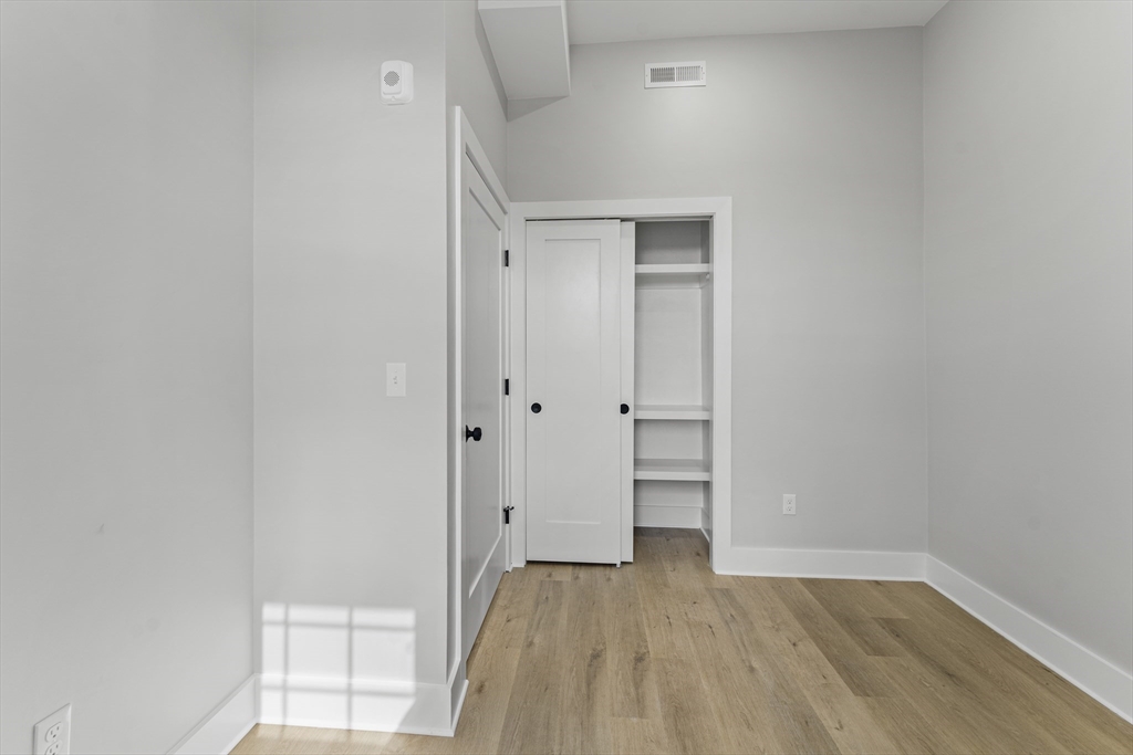 115 Thurston St, Winter Hill