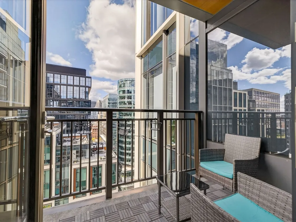 135 Seaport Blvd, Seaport District