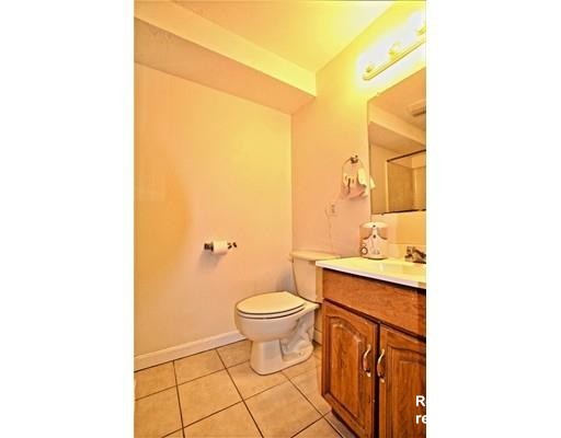 24 Lawn St, Mission Hill