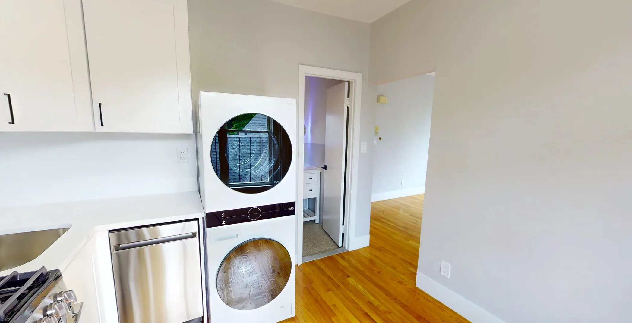 1576 Cambridgepark Dr, North Cambridge