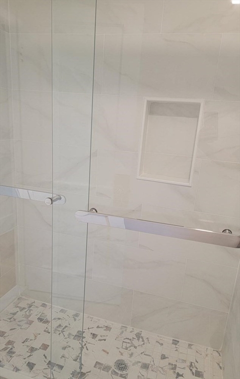 27 Brooks Ave, Quincy