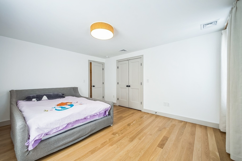 20 Fairmont St, Cambridgeport