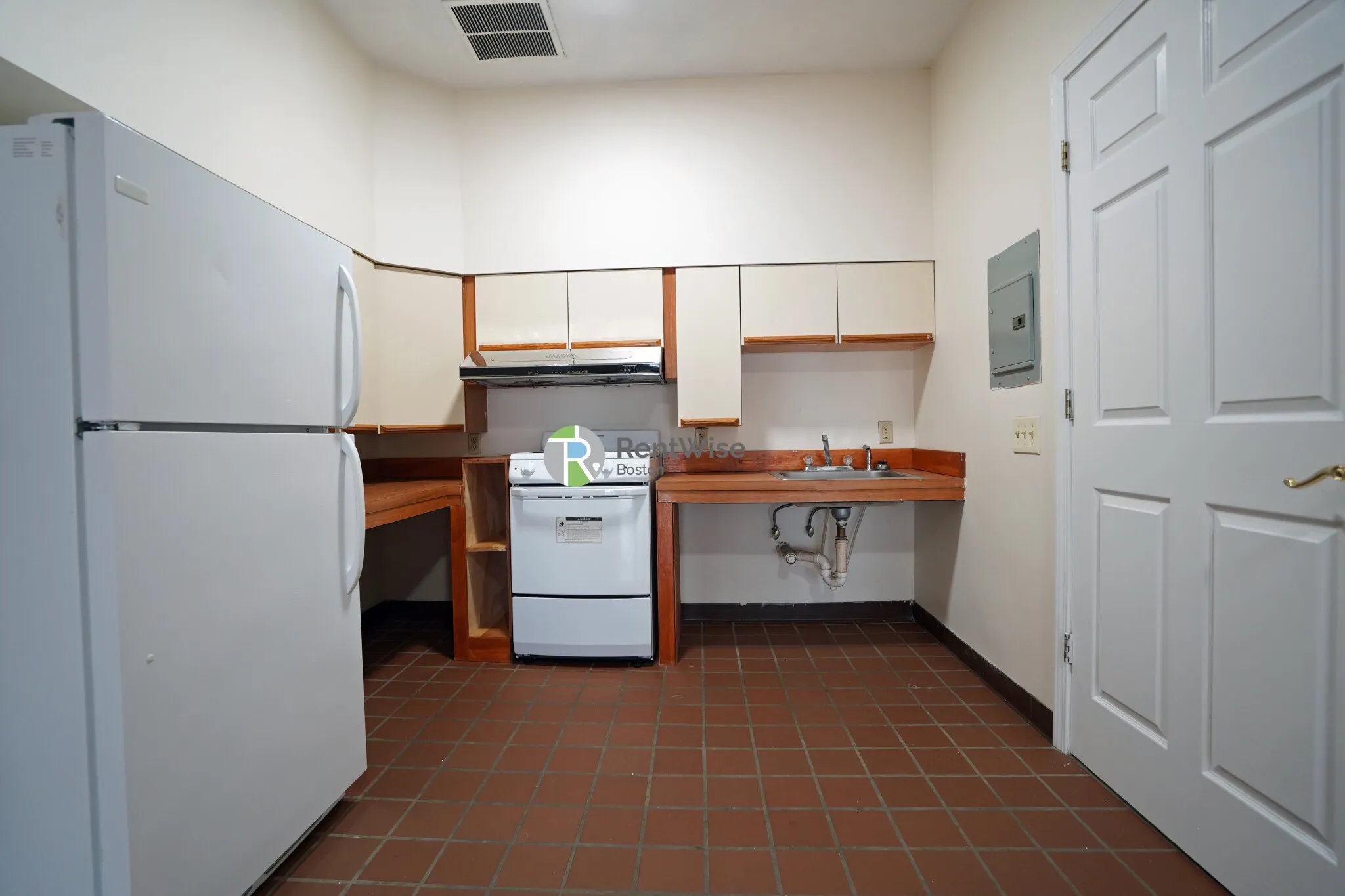 81 Essex St, Chinatown