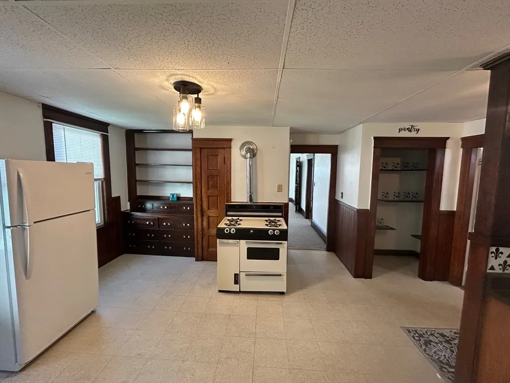 31 Chrome, Worcester