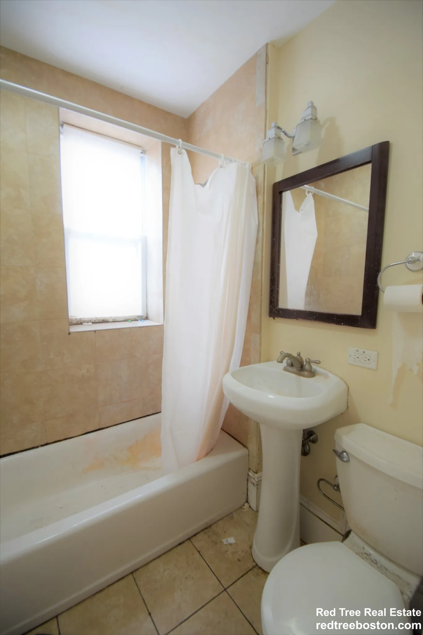 887 Huntington Ave, Mission Hill