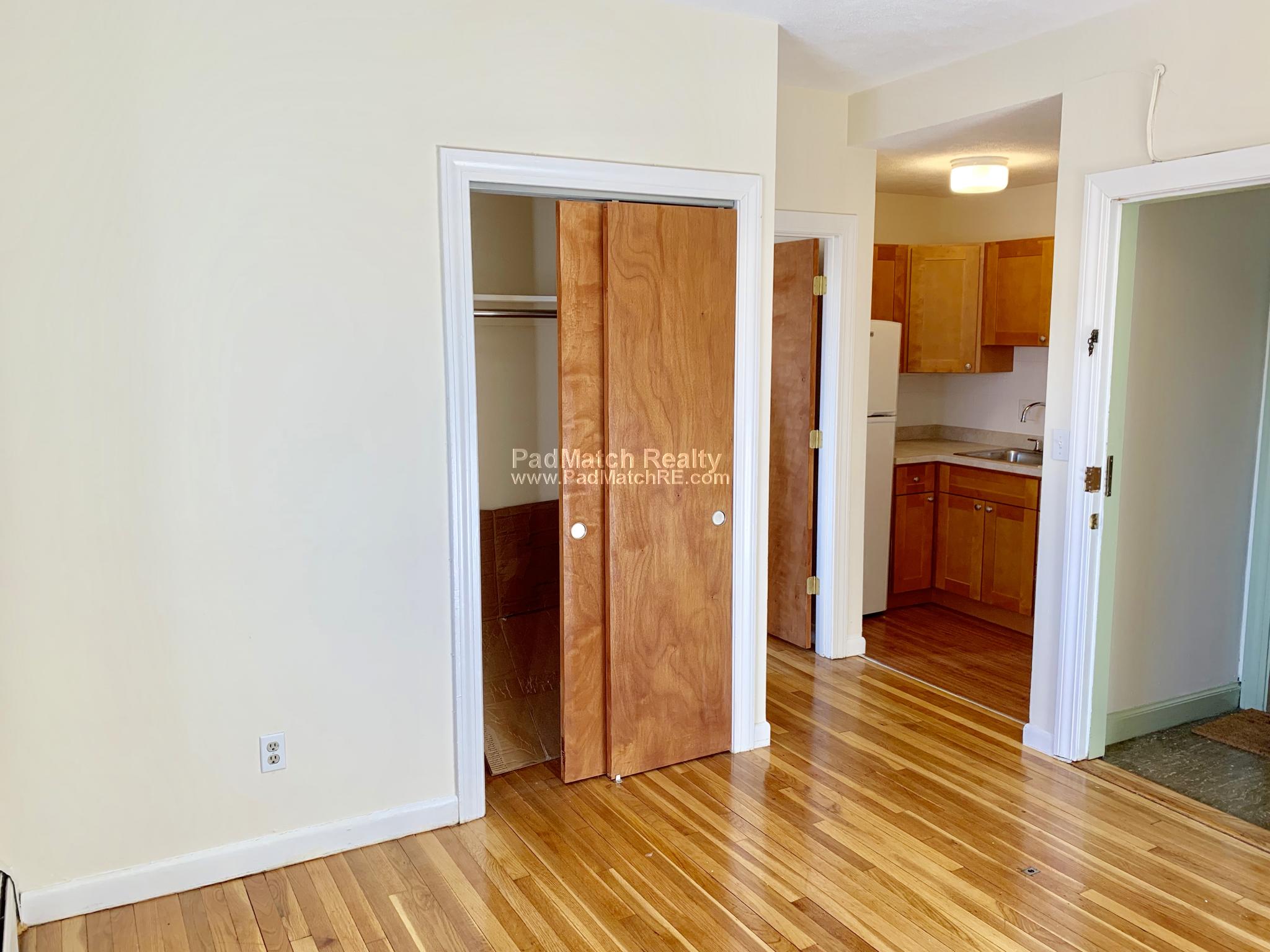 172 North Beacon St, Brighton