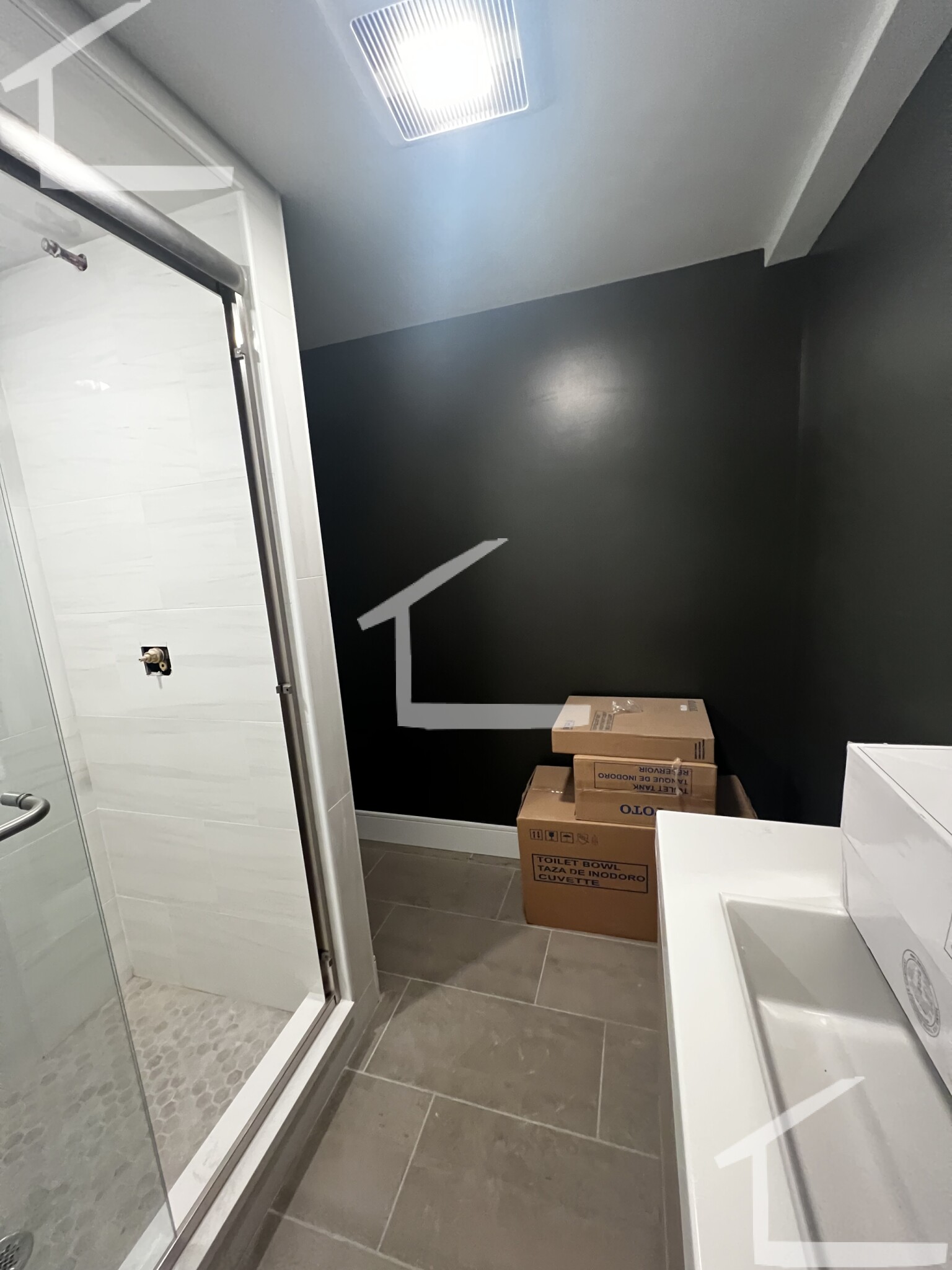 7 University Rd, Aspinwall Hill