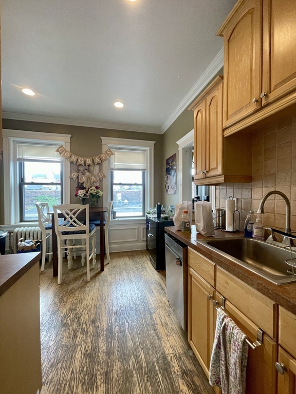 10 Greenway Ct, Coolidge Corner