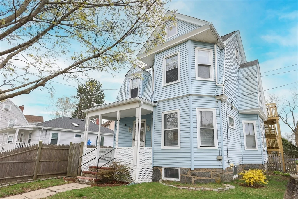 31 Graham St, Quincy