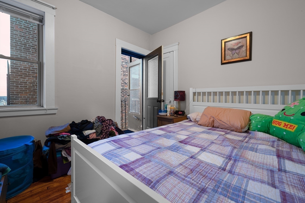 465 Broadway, Medford