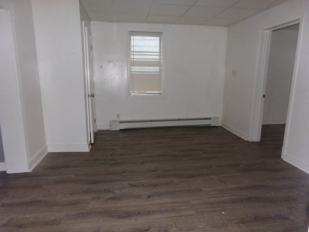 716 Lawrence St, Lowell