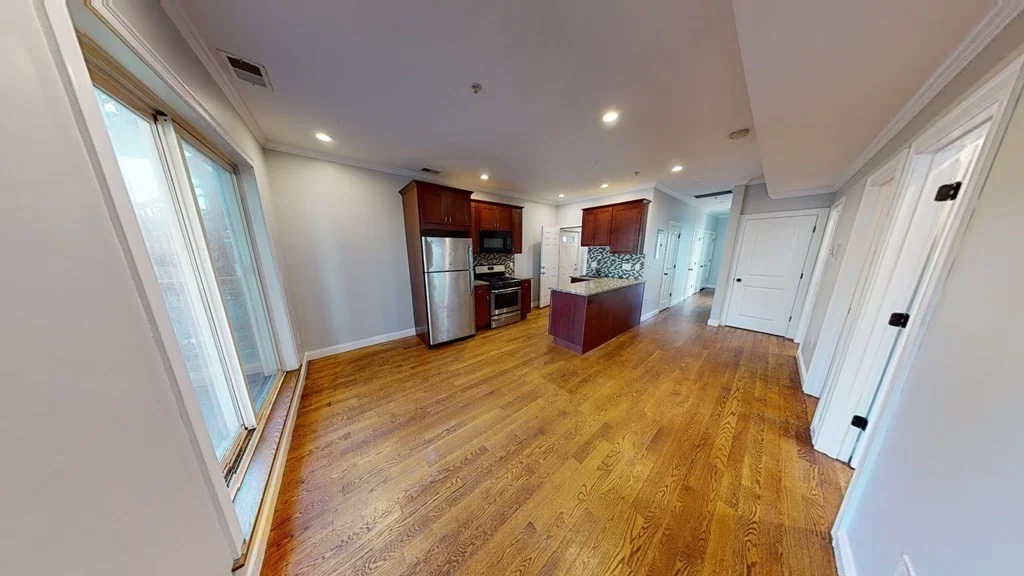 27 Chestnut Ave, Jamaica Plain
