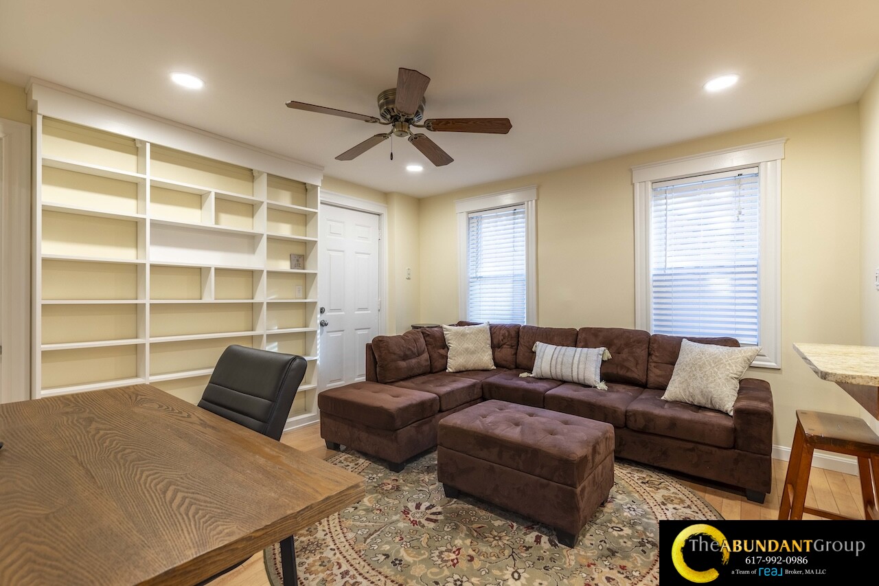 227 Hurley St, East Cambridge