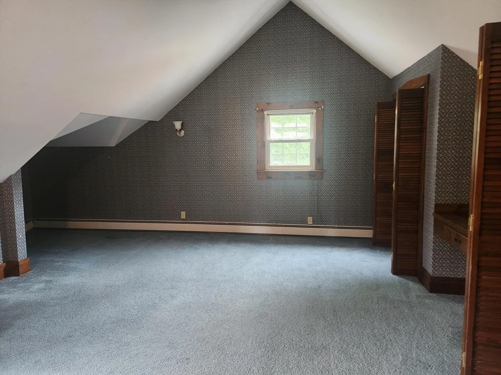 285 Main St, Spencer