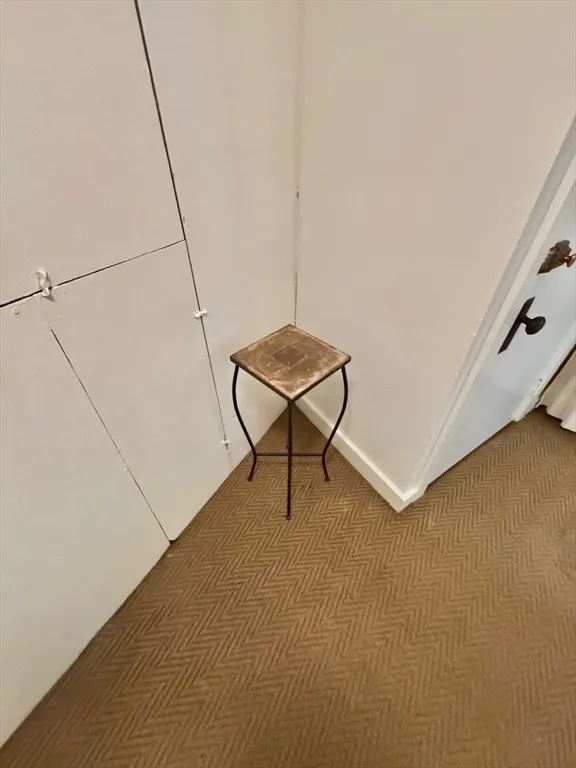 12 Humboldt St, Neighborhood Nine