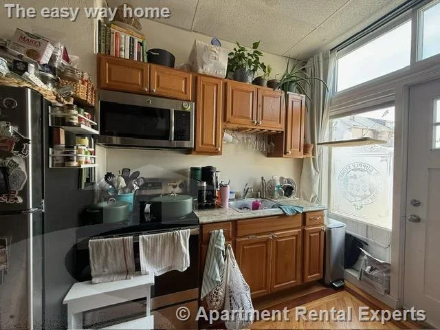 382 Somerville Ave, Union Square