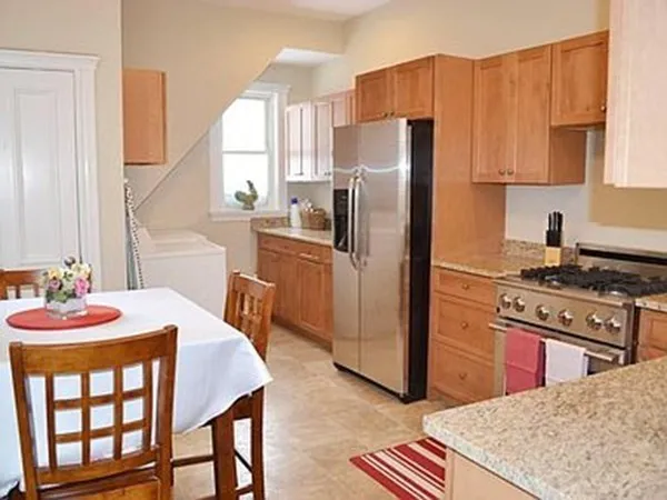 118 F St, South Boston