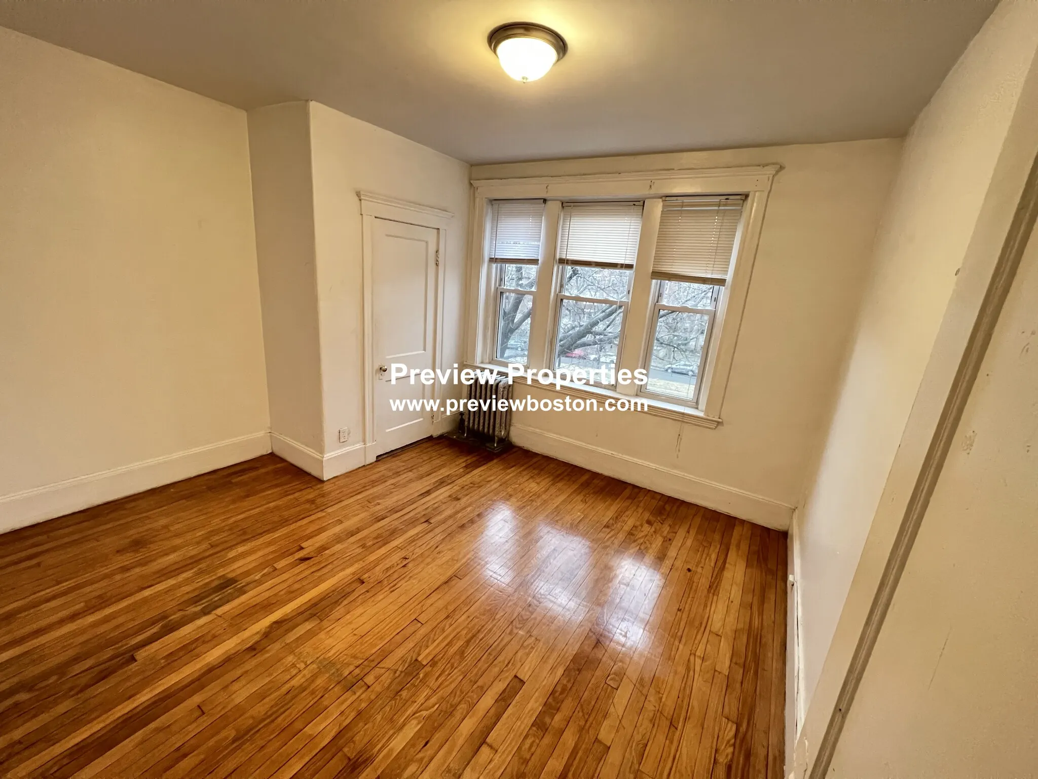 1377A Commonwealth Ave, Allston